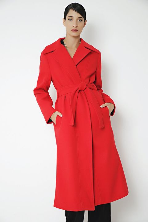 Κόκκινο παλτό με ζώνη!